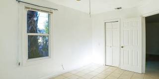 3040-3042 Douglas Ave Gallery 9