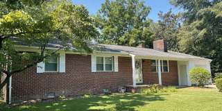 107 Caran Road, Williamsburg, VA - Available NOW Gallery 1