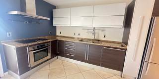 Gated Community Townhome! Gallery 5