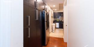 Huge 2 bed condo located near the Green Line and Boston University! Gallery 8