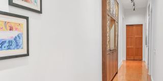 Fully Furnished Newly Remodeled Condo Downtown Gallery 11