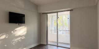 921 Lyons Road Gallery 4