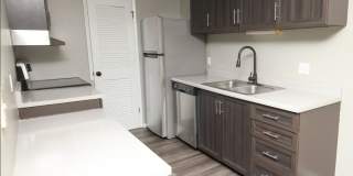 Waterford Square Gallery 8