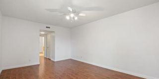 4915 Tyrone Ave Gallery 16