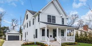 2017 5th Avenue Gallery 1