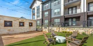 The Howard Gallery 13