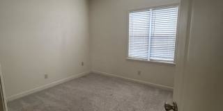 200 Willow Green Drive - B Gallery 13