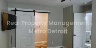 SPRING INTO A NEW HOME Gallery 17