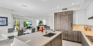 6100 N Ocean Dr Gallery 13
