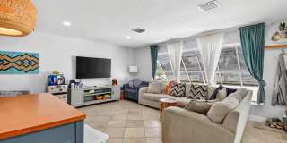 320 Riverdale Road Gallery 11