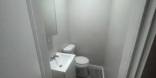 Charming 3-Bedroom Property in Prime Location Gallery 24