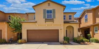 3 BED 2.5 BATH TOWNHOME IN THE VILLAGES OF SHASTA VIEW GARDENS 3 BED 2.5 BATH TOWNHOME IN THE VILLAGES OF SHASTA VIEW GARDENS Gallery 1