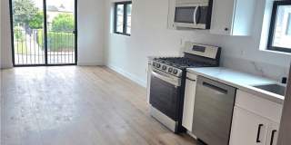 6128 Hazeltine Gallery 3