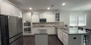 5 bedroom 3.5 bath great floorplan located in The Villages Gallery 16