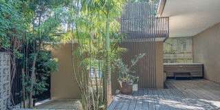 8895 Appian Way Gallery 3