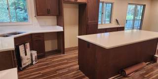 Massive - Remodeled 5 bedroom home!! Gallery 4