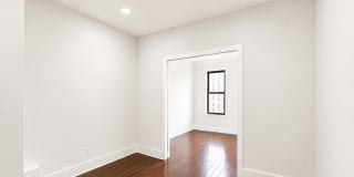 1968 Third Avenue Gallery 4