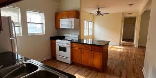 Charming 3BR 2B Apartment in Chicago Gallery 1