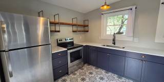 ONE-MONTH FREE W/ 18 MONTH LEASE! 1 Bed / 1 Bath Cottage in U of A Neighborhood! Gallery 1