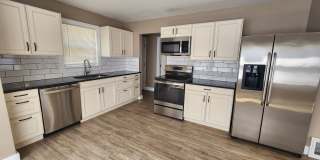 Spacious 2-Bedroom, 1-Bathroom Home AVAILABLE NOW!! Gallery 6