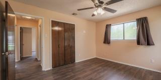 1002 River Oak Gallery 13