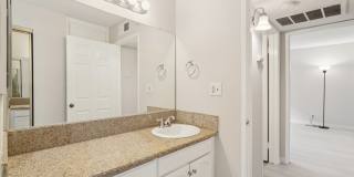 725 E Providencia Ave Gallery 13