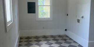 1305 S St Mary's St Gallery 8