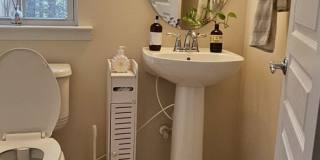 Room in 3 Bedroom Home at Macedonia Lake Dr Gallery 11