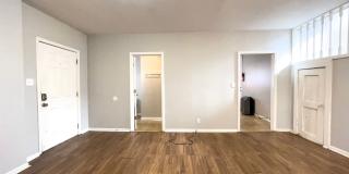 PRELEASING for AUGUST! Pet‑Friendly 4BR Walk to Ball State Gallery 9