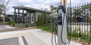 Casata Austin Gallery 58