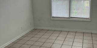909-H Gallery 8