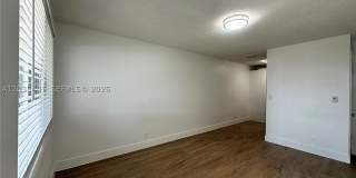 5911 NE 18th Ave Gallery 4