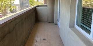 410-418 7th St. Gallery 8