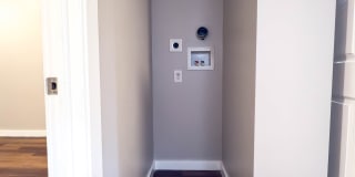 1718 Southeastern Avenue Gallery 3