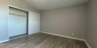 Tarzana Five Apartments Gallery 73