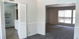 522 East Collins Gallery 17