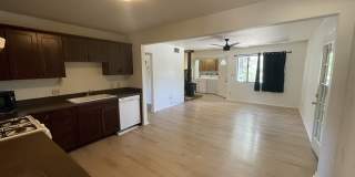 119 South Paseo Del Flag Gallery 5