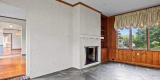 Classic 4BR Cape in Old Irving Park! Gallery 6