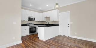 136 Macdonald Boulevard Gallery 11