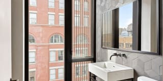 100 Barrow Street Gallery 6