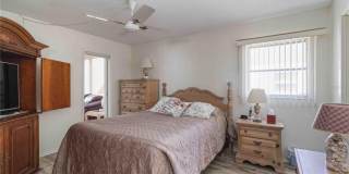 6215 GREEN VIEW CIRCLE Gallery 21