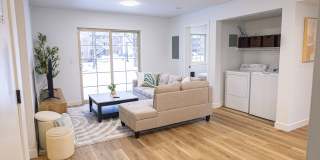 Elevate Apartments at Hawkeye - Student Housing Gallery 9