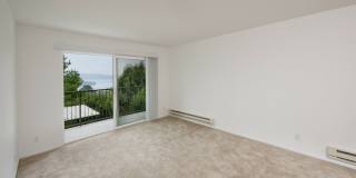 Summit at Sausalito Apartments Gallery 36