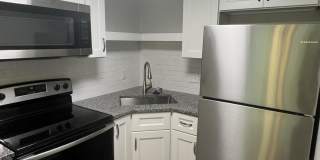 3413 STONEHENGE SQUARE Gallery 6