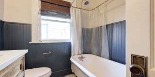 Fantastic Remodeled 4BD/2BTH in the Paseo District Gallery 24
