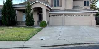 4 BEDROOM TROPICAL OASIS IN W. ROSEVILLE WITH POOL!! Gallery 1