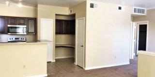 Spacious 1 Bedroom Condo in North Central Phoenix! Gallery 8