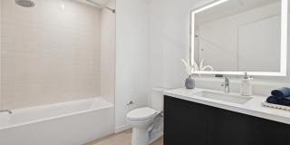 Evani 3223 Wilshire Gallery 36