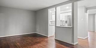 Welcome to Jackson Oak! This stunning 3-level townhome is now available for rent and offers the perfect blend of modern luxury and comfortable living. Gallery 11