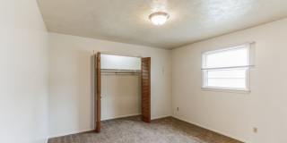 Bellevue Gardens Gallery 25